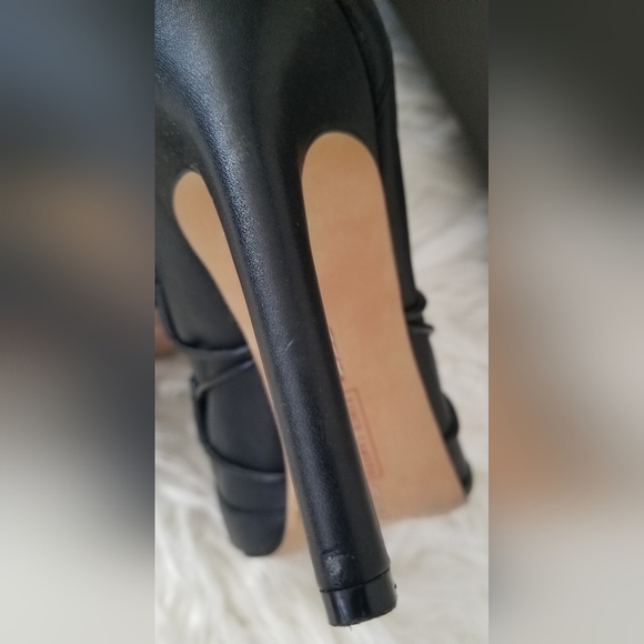 Vince Camuto Women's Kesta Knee Boot - Picture 10 of 12